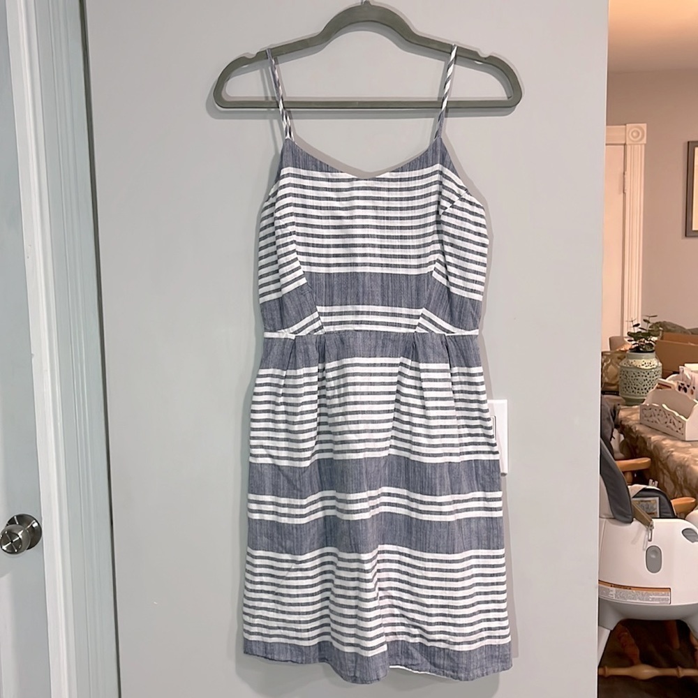 ⭐️6 for $35 - Mix and Match⭐️ Old Navy striped sundress Size S